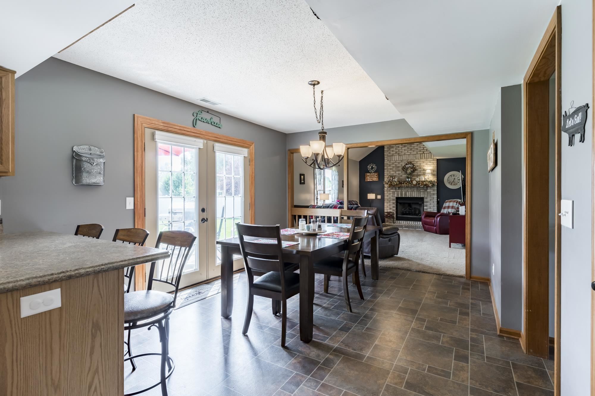 15918 Thunderbird Road Huntertown, IN 46748 - Photo 9 of 35 Gallery Image 9