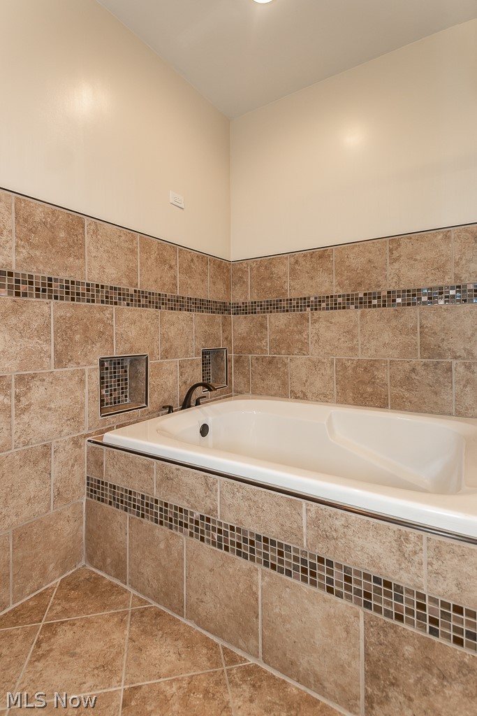 1805 Crawford Road Cleveland, OH 44106 - Photo 18 of 35 Gallery Image 18