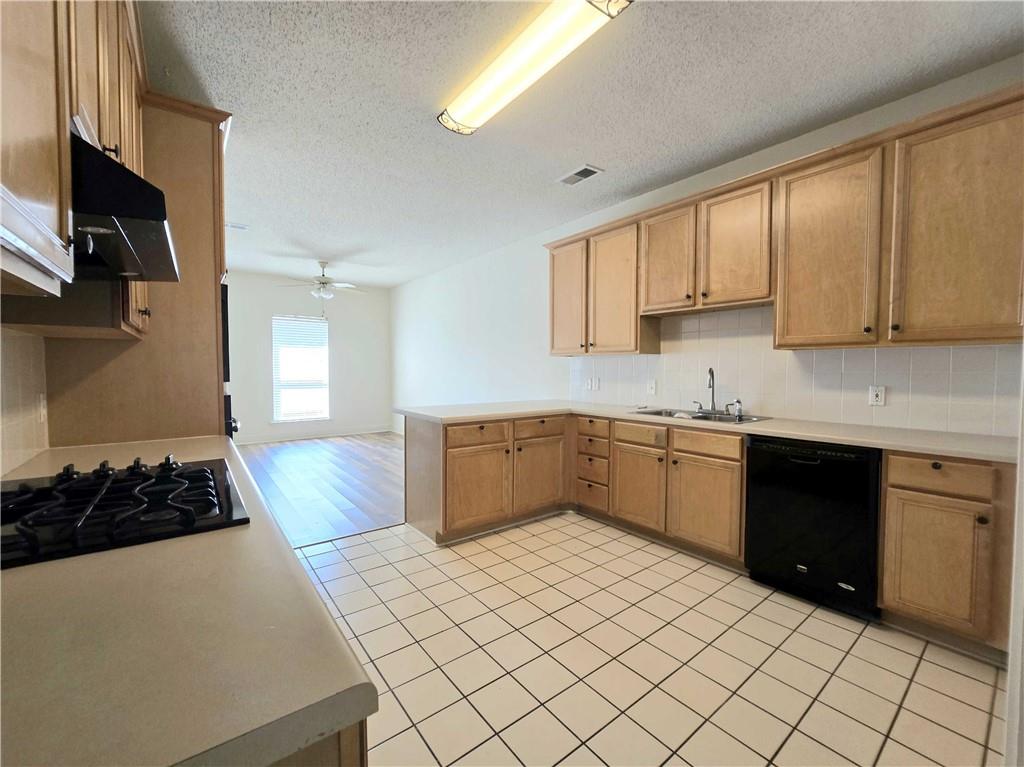 1549 Hunters Point Drive Slidell, LA 70460 - Photo 13 of 20