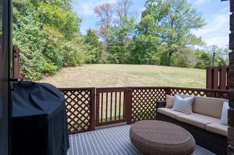 a view of outdoor space