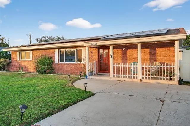 $3,495 | 11761 80th Avenue, Seminole, FL 33772