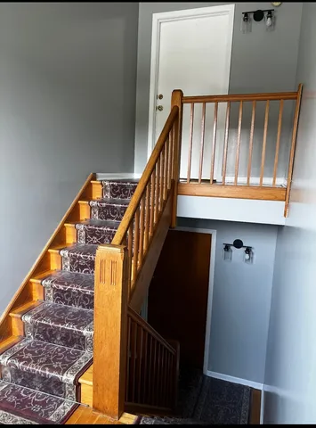 $2,000 | 8939 North Wisner Street, Unit 2, Niles, IL 60714