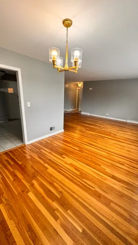 $2,000 | 8939 North Wisner Street, Unit 2, Niles, IL 60714