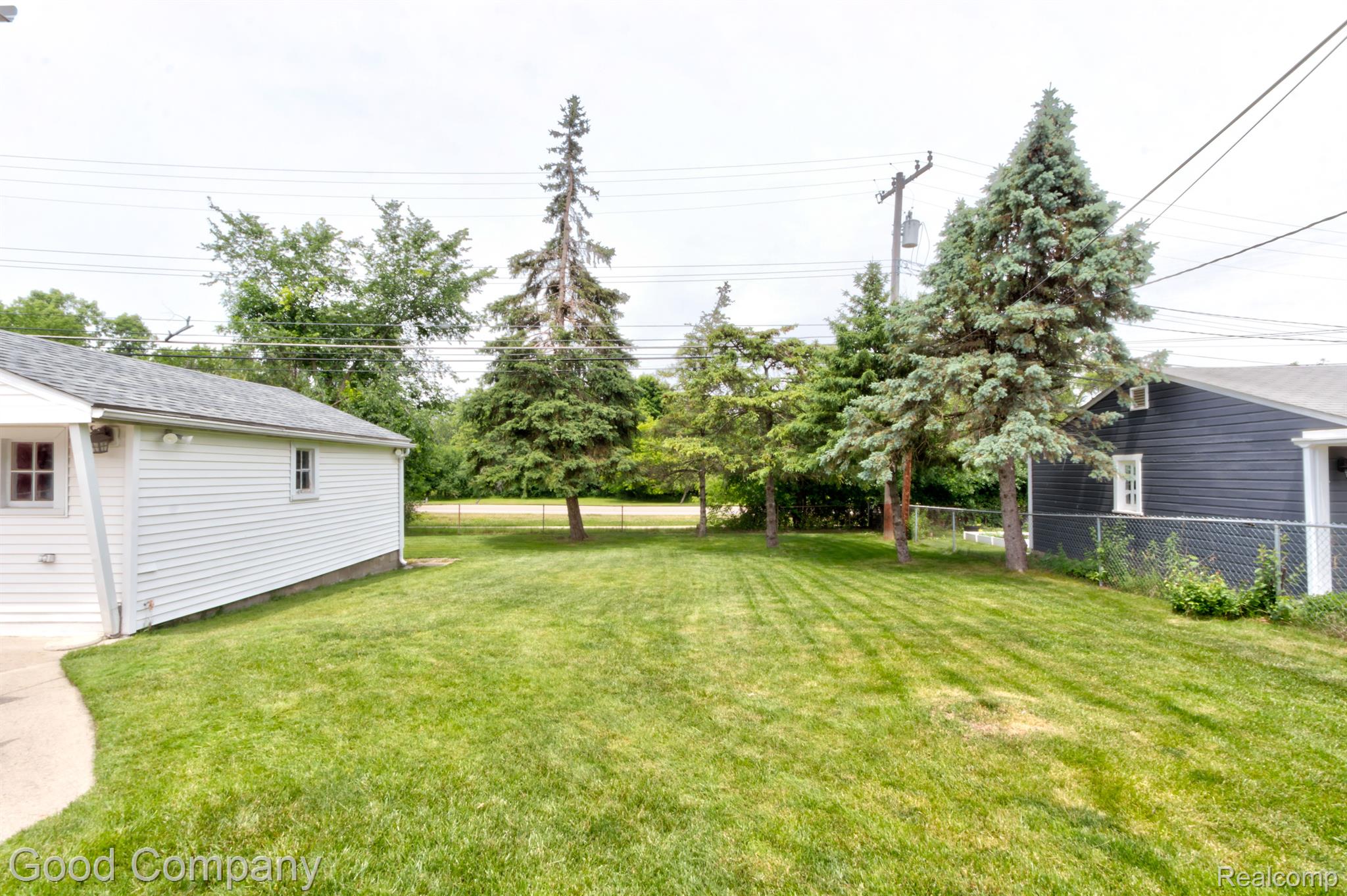 32040 Marblehead Road Farmington, MI 48336 - Photo 37 of 40 Gallery Image 37