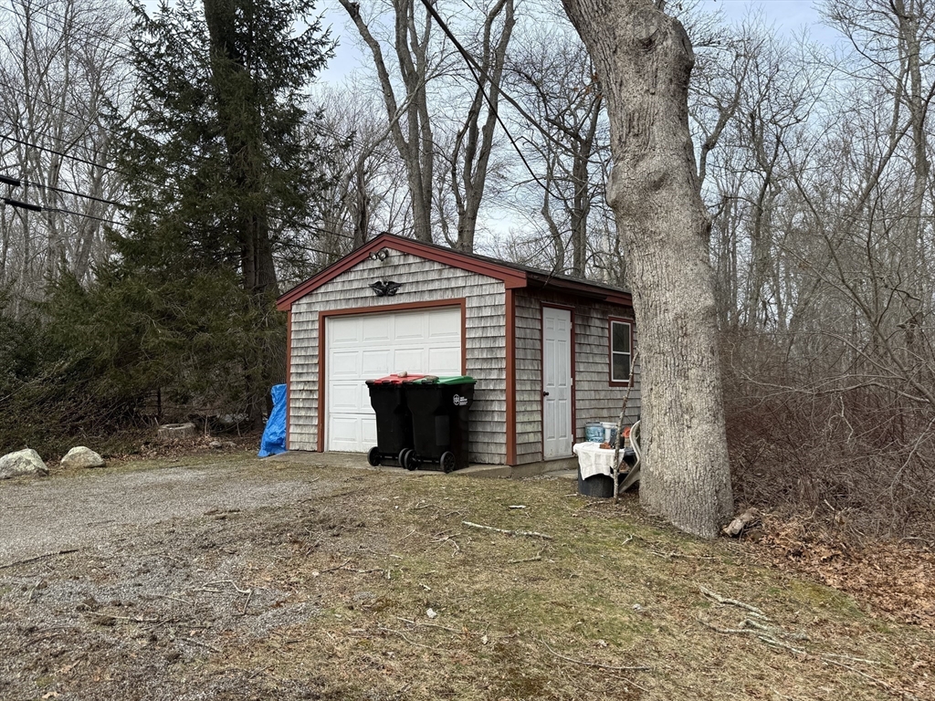 250 Main Road Westport, MA 02790 - Photo 25 of 28