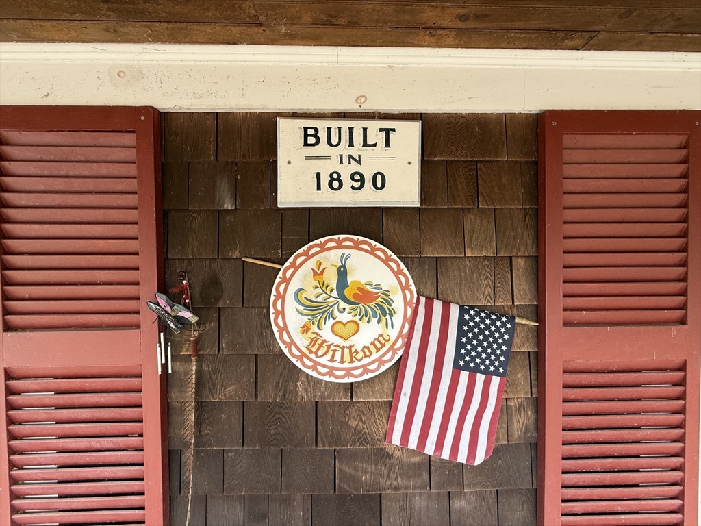 250 Main Road Westport, MA 02790 - Photo 3 of 28