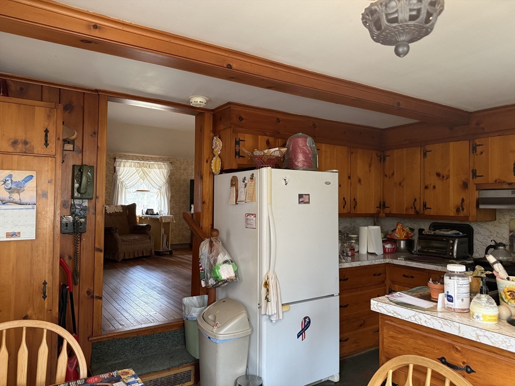 250 Main Road Westport, MA 02790 - Photo 5 of 28