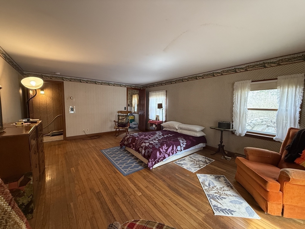 250 Main Road Westport, MA 02790 - Photo 9 of 28