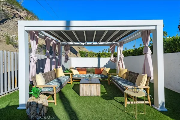 $1,150,000 | 2499 South Palm Canyon Drive, Palm Springs, CA 92264