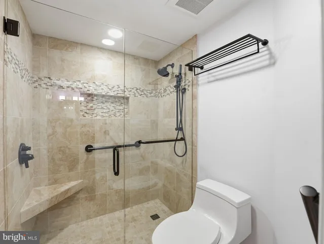 $765,000 | 1600 North Oak Street, Unit 318, Arlington, VA 22209