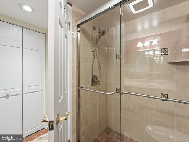 $765,000 | 1600 North Oak Street, Unit 318, Arlington, VA 22209