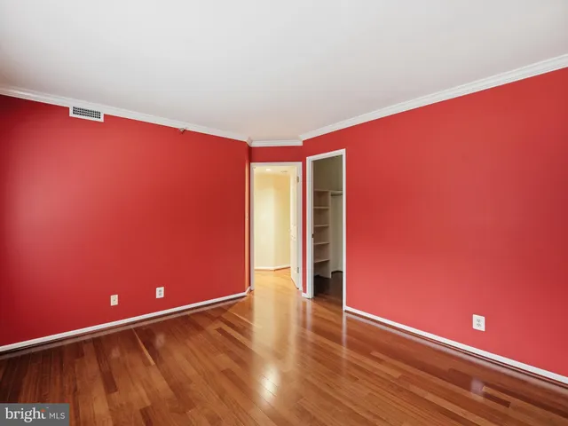 $765,000 | 1600 North Oak Street, Unit 318, Arlington, VA 22209