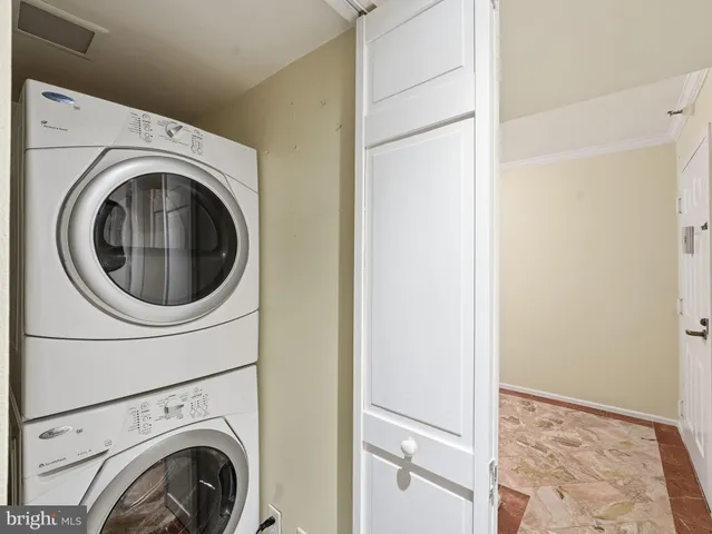 $765,000 | 1600 North Oak Street, Unit 318, Arlington, VA 22209