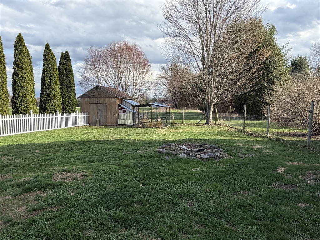 36 Swamp Road Whately, MA 01093 - Photo 6 of 28