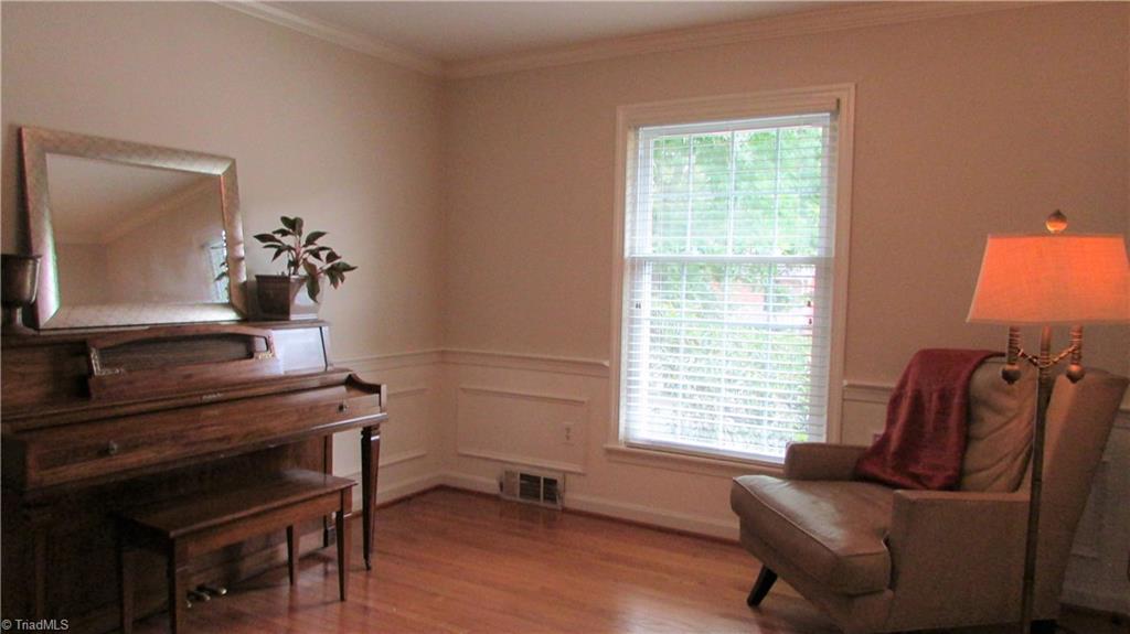 3211 Kinnamon Road Winston-Salem, NC 27104 - Photo 8 of 24 Gallery Image 8