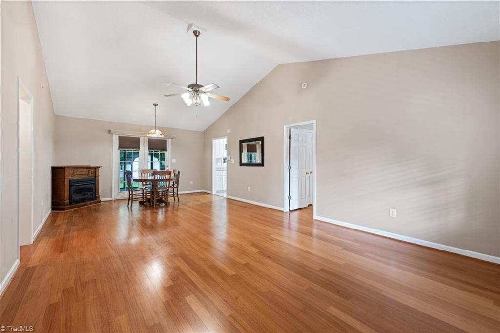 1507 Sykes Road Mebane, NC 27302 - Photo 6 of 25 Living Room