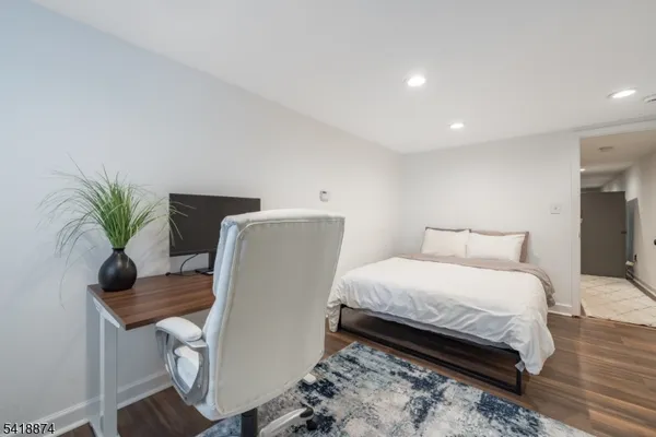 $815,000 | 224 Gates Avenue, Gillette, NJ 07933