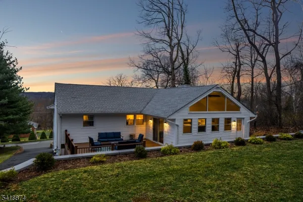 $815,000 | 224 Gates Avenue, Gillette, NJ 07933