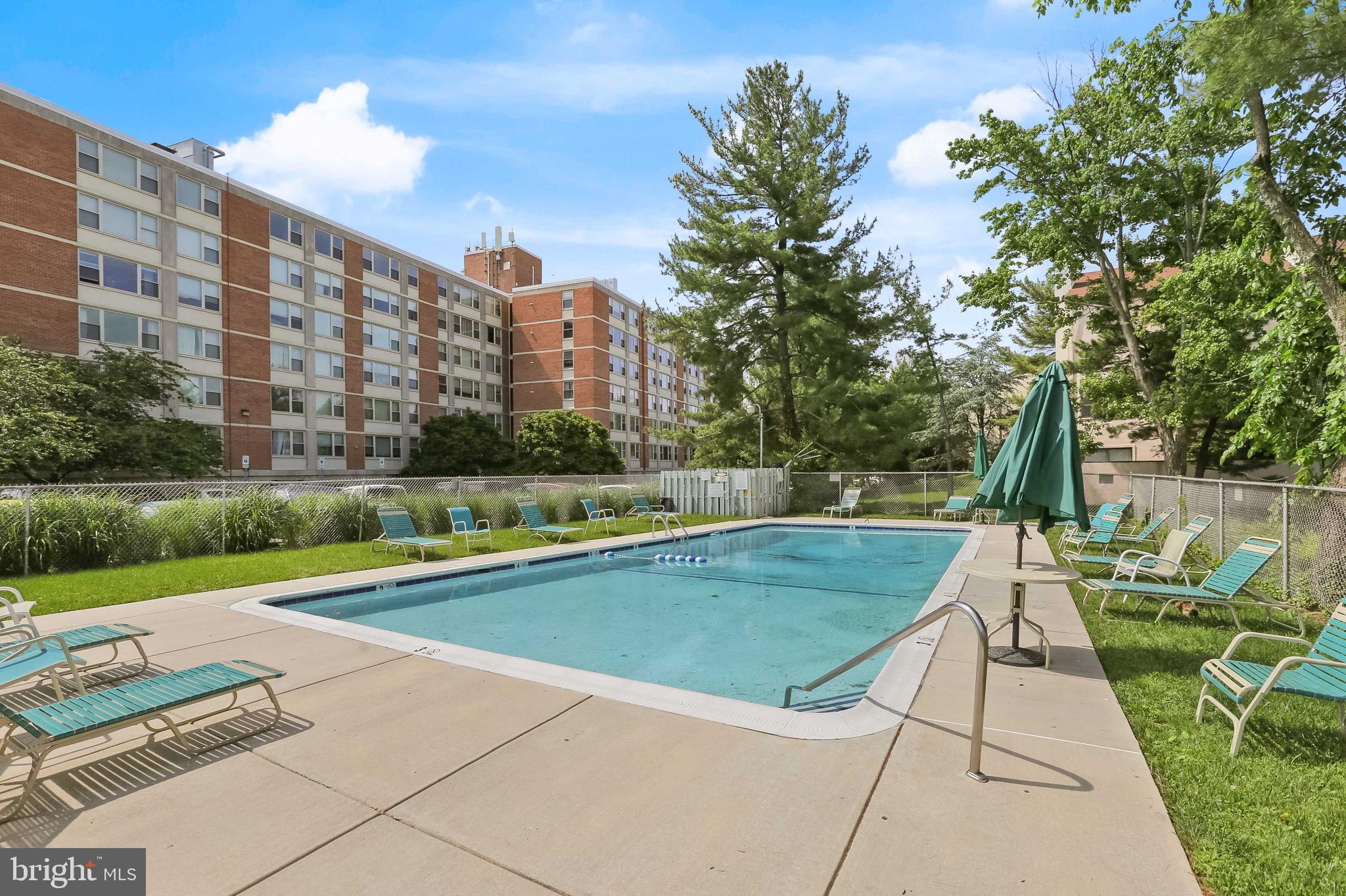 4401 Roland Avenue, Unit 306 Baltimore, MD 21210 - Photo 34 of 34 Outdoor Pool