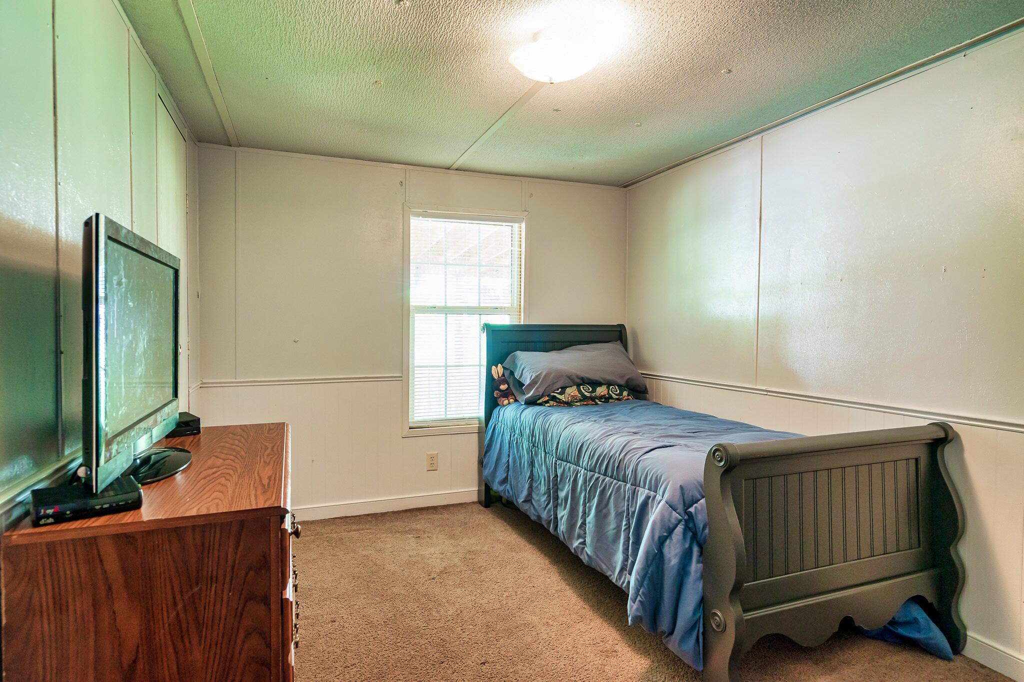 256 Clear Springs Road Harriman, TN 37748 - Photo 9 of 13 Second Bedroom