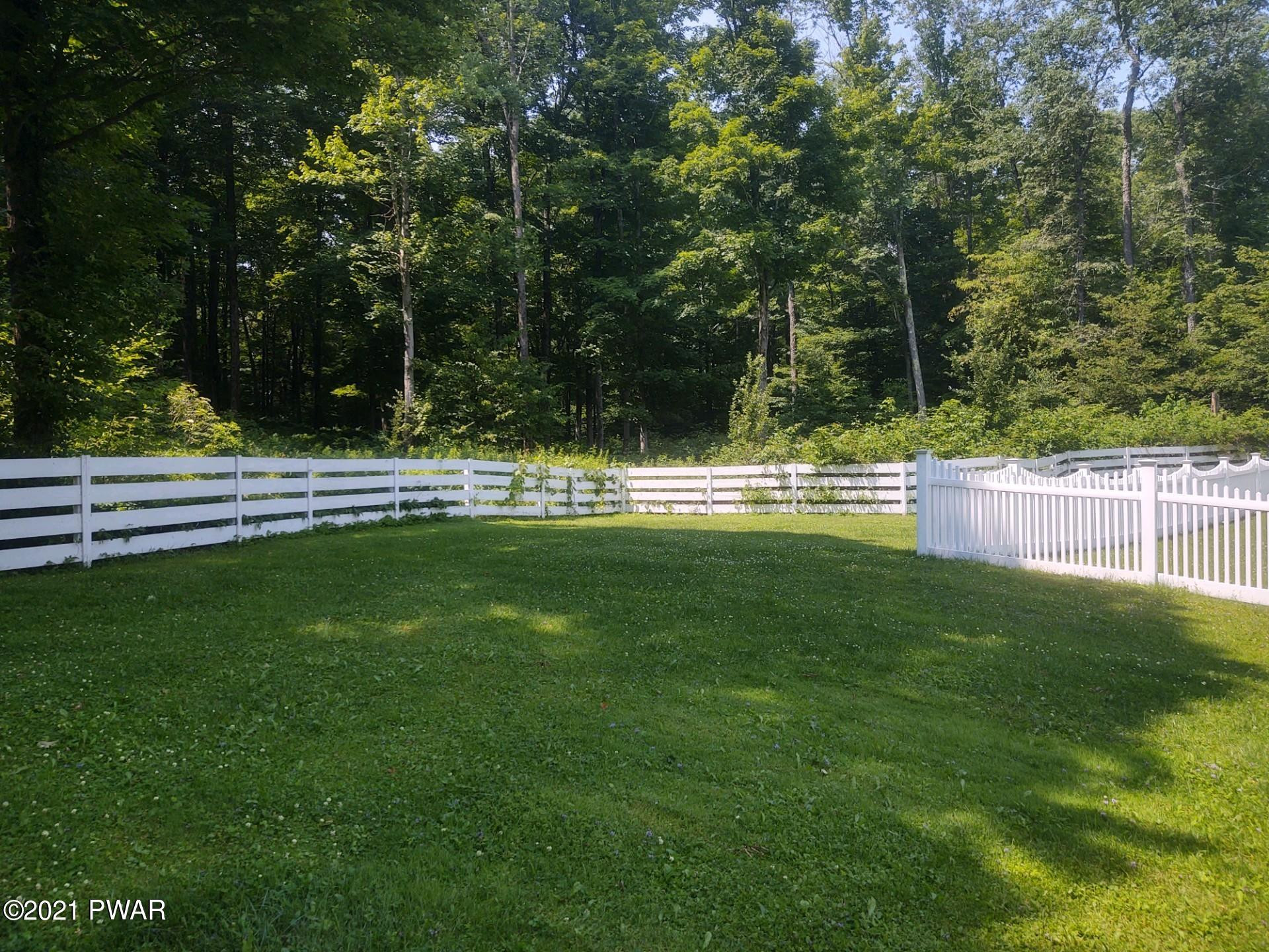 39 Starlight Lake Road Starlight, PA 18461 - Photo 9 of 36 gated yard
