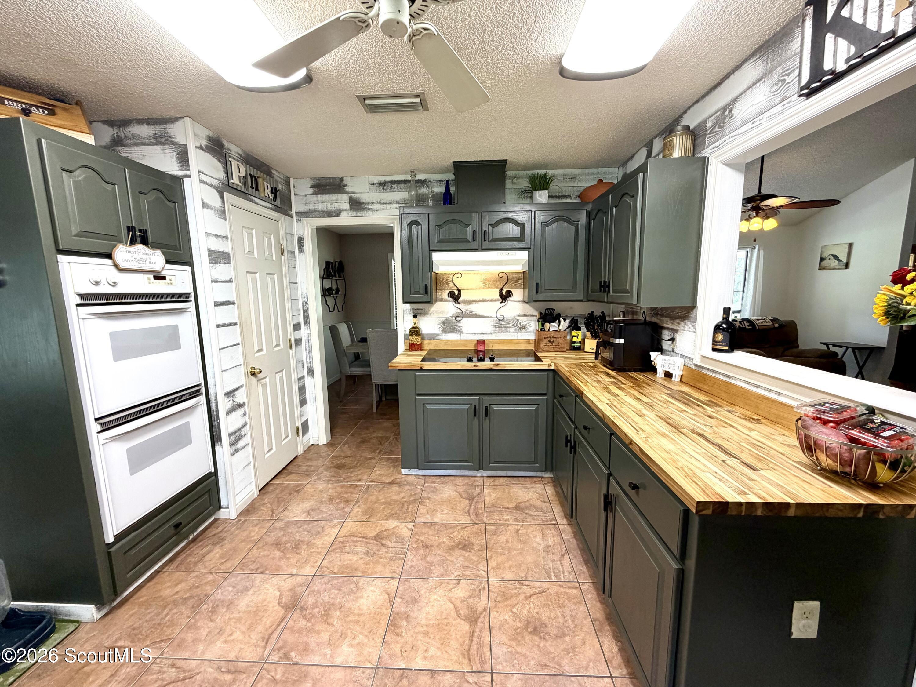 151 Navajo Road Brunswick, GA 31525 - Photo 26 of 65 IMG_2352