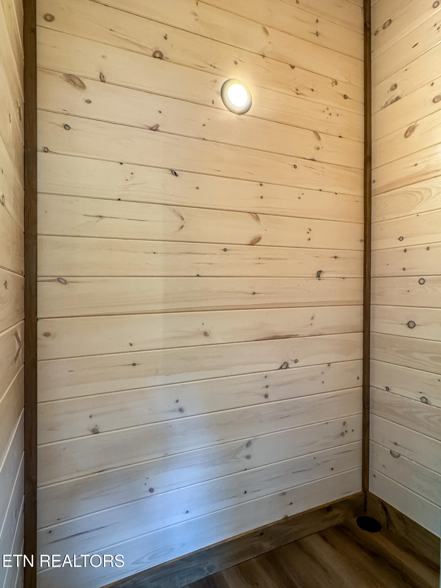 626 Jess Field Road Gatlinburg, TN 37738 - Photo 31 of 55 nook upstairs