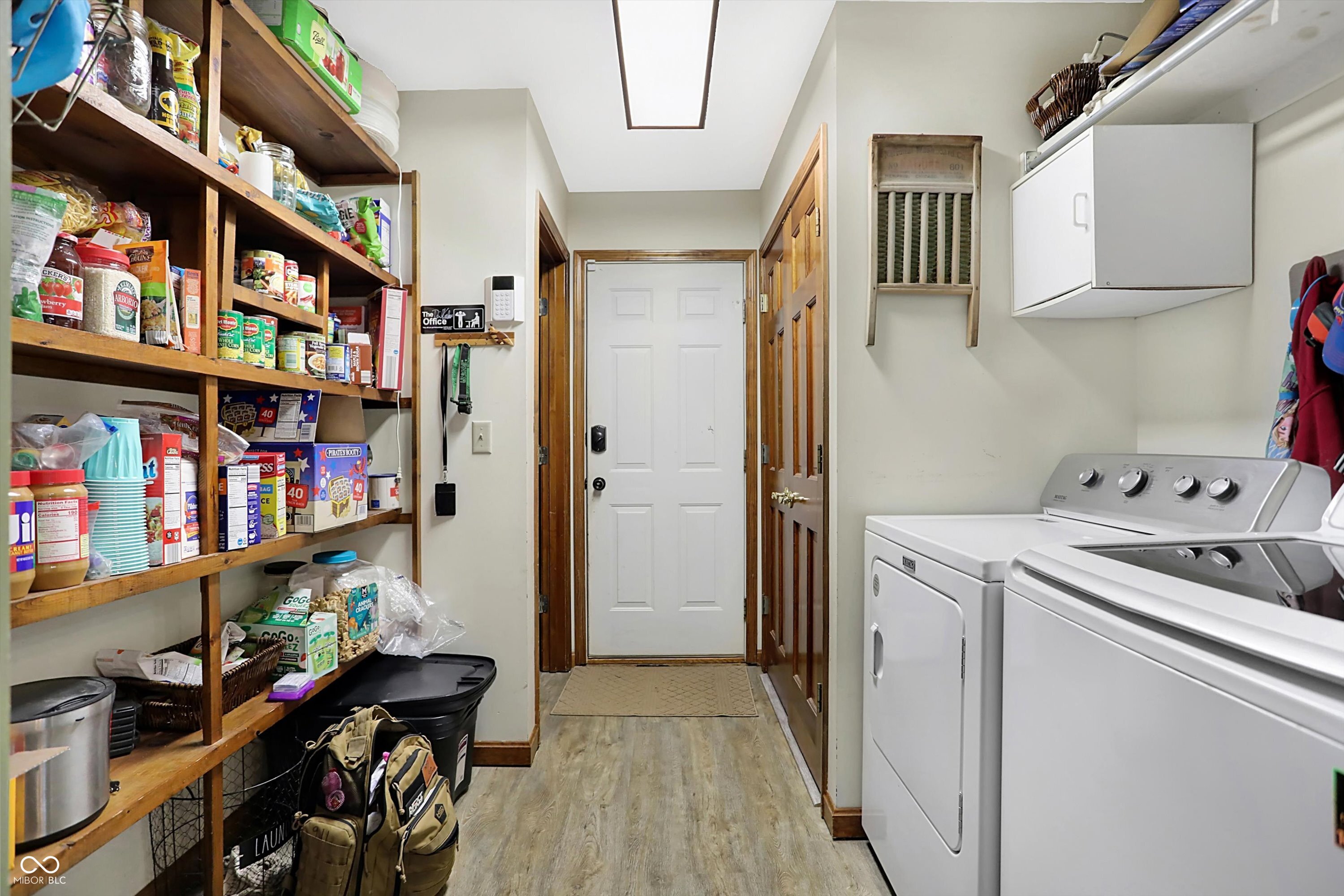 8870 Georgetown Road Columbus, IN 47201 - Photo 14 of 59