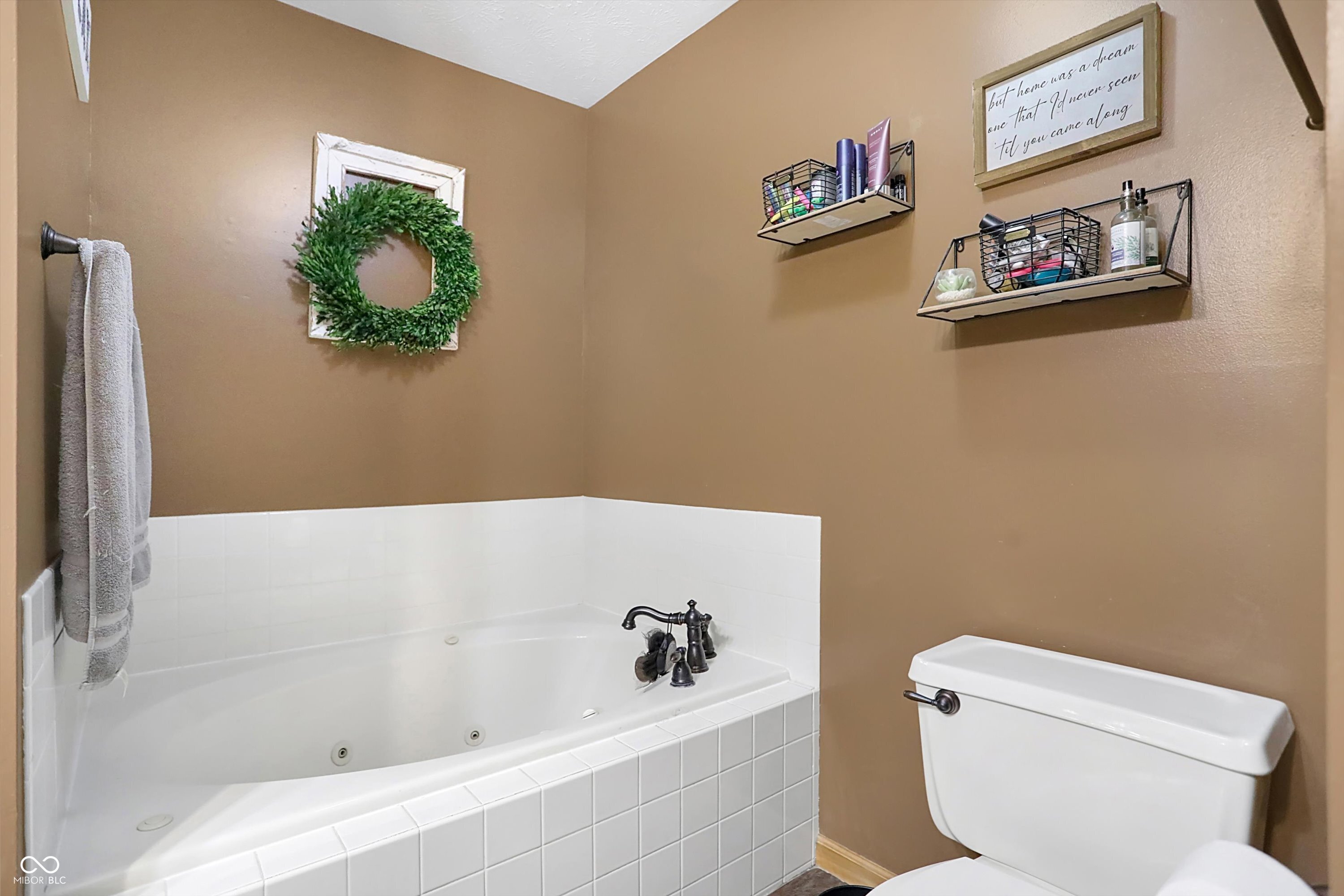 8870 Georgetown Road Columbus, IN 47201 - Photo 20 of 59