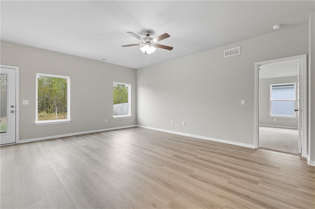 20209 West 194th Terrace Spring Hill, KS 66083 - Photo 3 of 13