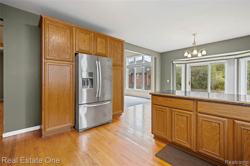 2025 Somerville Road Rochester Hills, MI 48307 - Photo 11 of 51