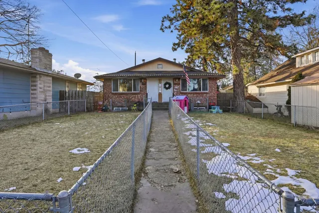$418,000 | 1102-1104 East North Avenue, Spokane, WA 99207