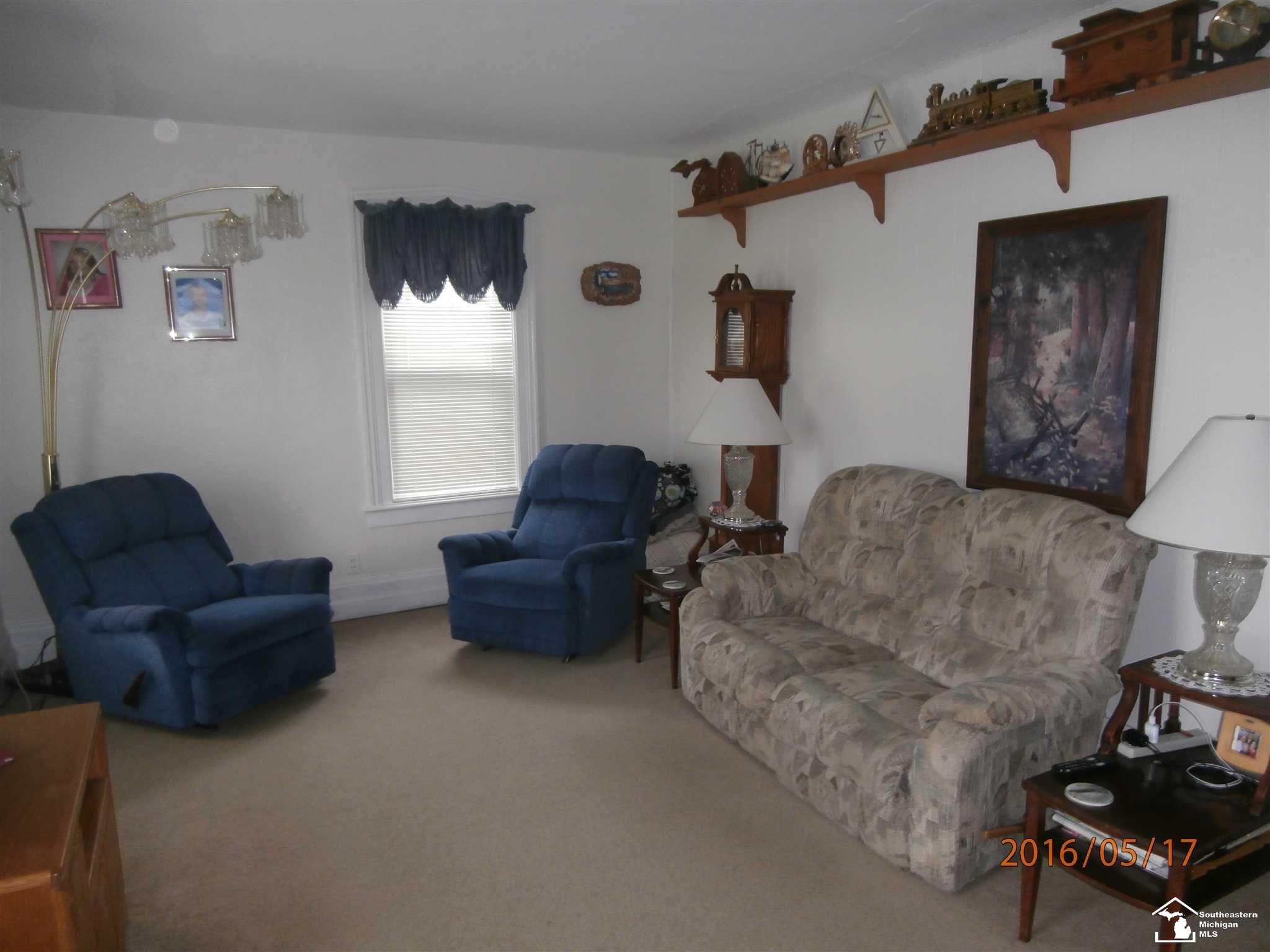 1926 Substation Road Erie, MI 48133 - Photo 5 of 29 Living Room