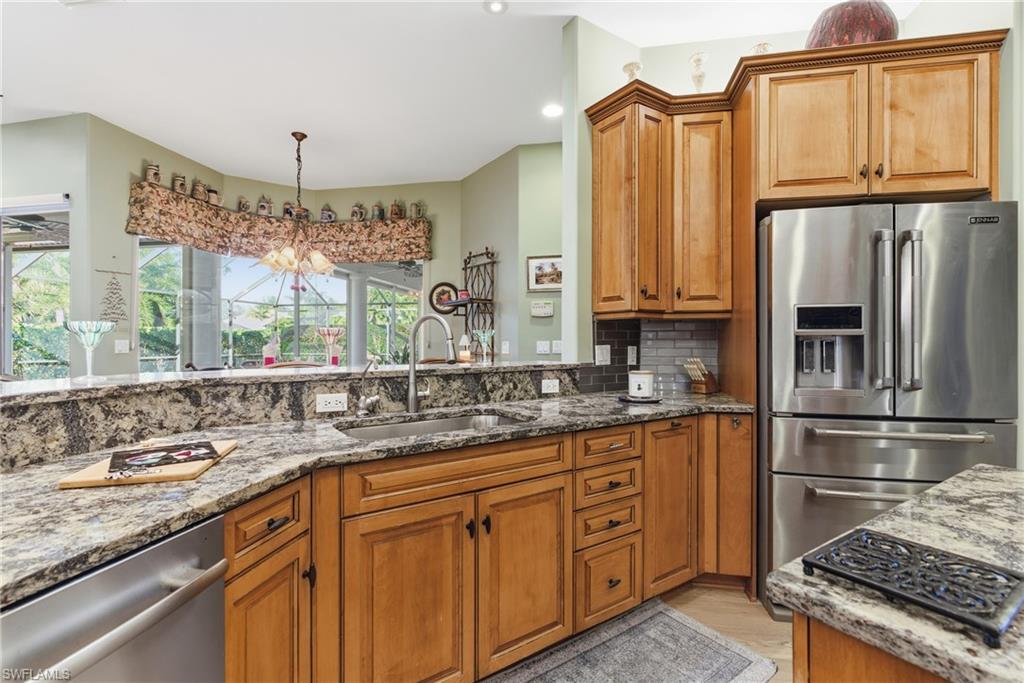 5867 Marble Court Naples, FL 34110 - Photo 11 of 50