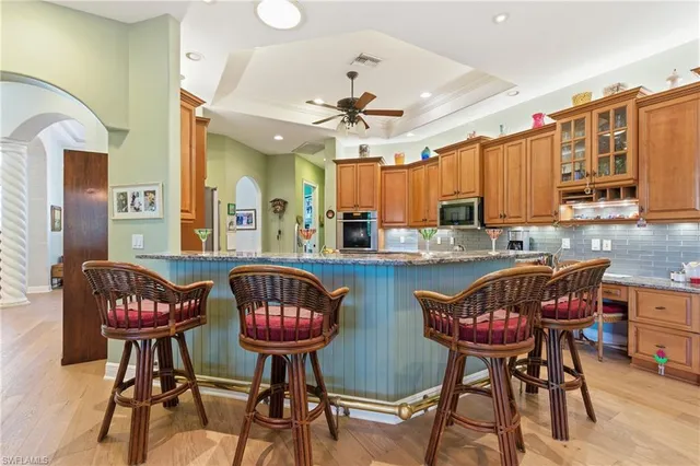 $1,800,000 | 5867 Marble Court, Naples, FL 34110