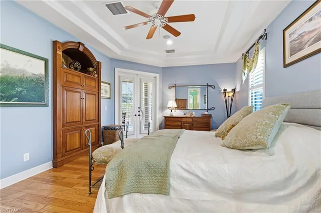 $1,800,000 | 5867 Marble Court, Naples, FL 34110