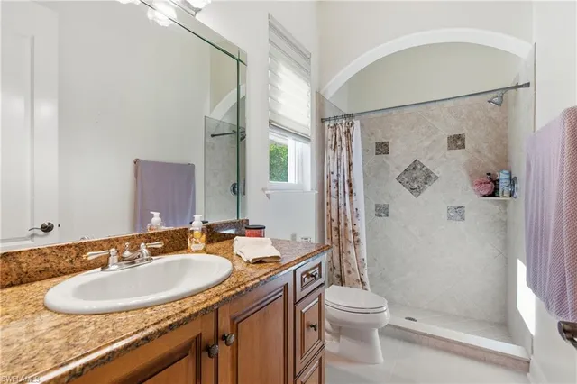 $1,800,000 | 5867 Marble Court, Naples, FL 34110