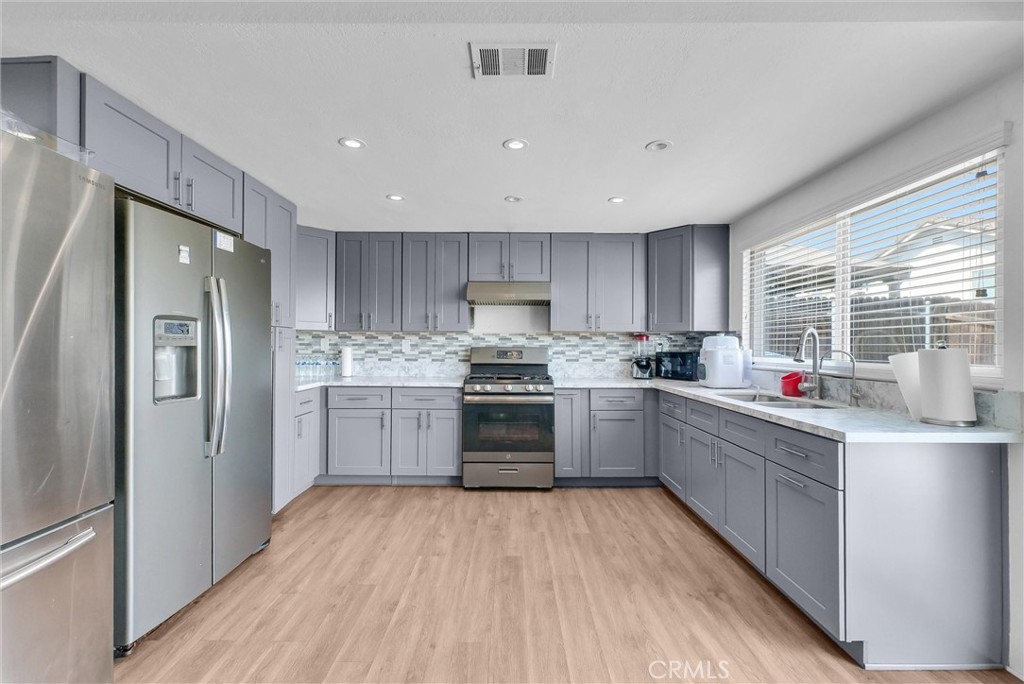 2111 Whitestone Drive Riverside, CA 92506 - Photo 1 of 48