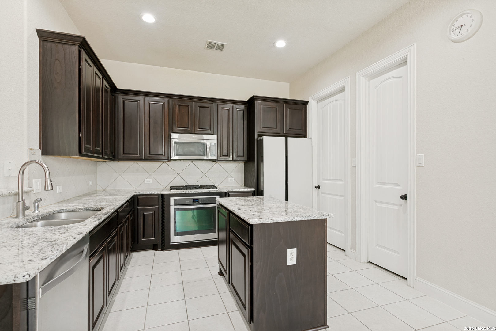 24738 Rising San Antonio, TX 78260 - Photo 4 of 25