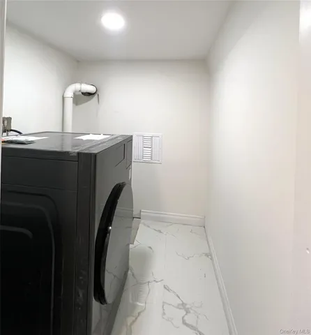 $1,249,000 | 66-08 73rd Place | Middle Village