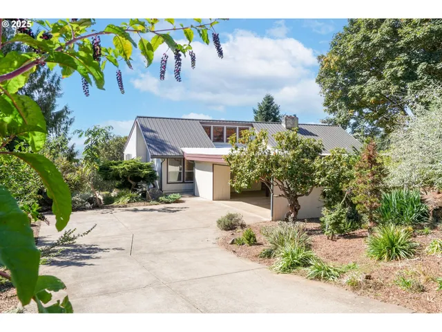 $749,900 | 1150 Linnwood Drive Northeast, Albany, OR 97322