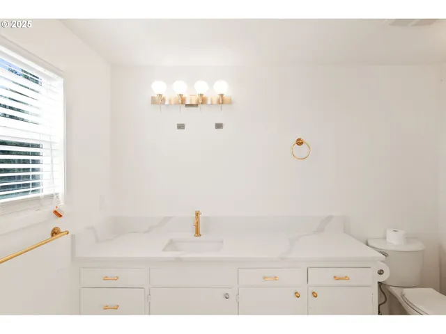 $749,900 | 1150 Linnwood Drive Northeast, Albany, OR 97322