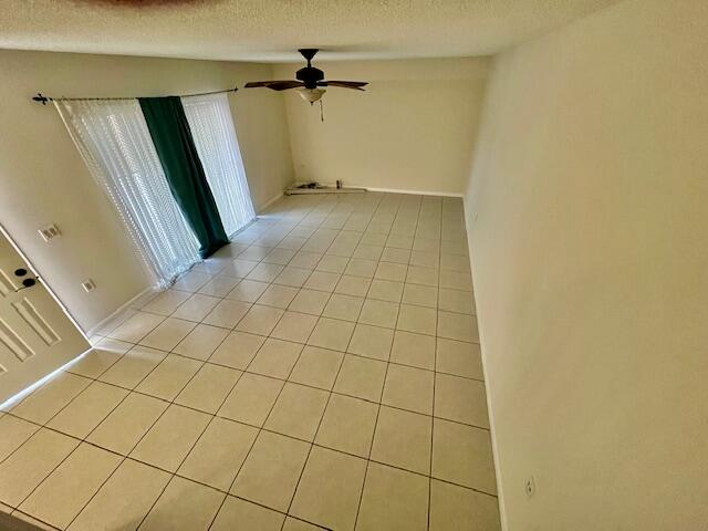 1817 18th Court, Unit 1817 Jupiter, FL 33477 - Photo 3 of 18 a view of an empty room