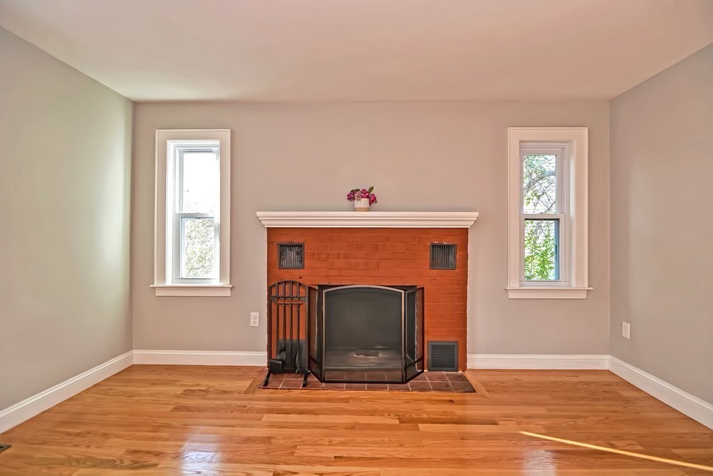 16 Douglas Road Ashland, MA 01721 - Photo 12 of 33 Gallery Image 12