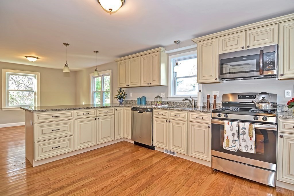 16 Douglas Road Ashland, MA 01721 - Photo 3 of 33 Gallery Image 3