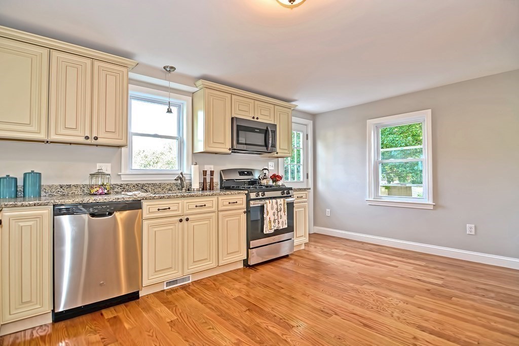16 Douglas Road Ashland, MA 01721 - Photo 4 of 33 Gallery Image 4