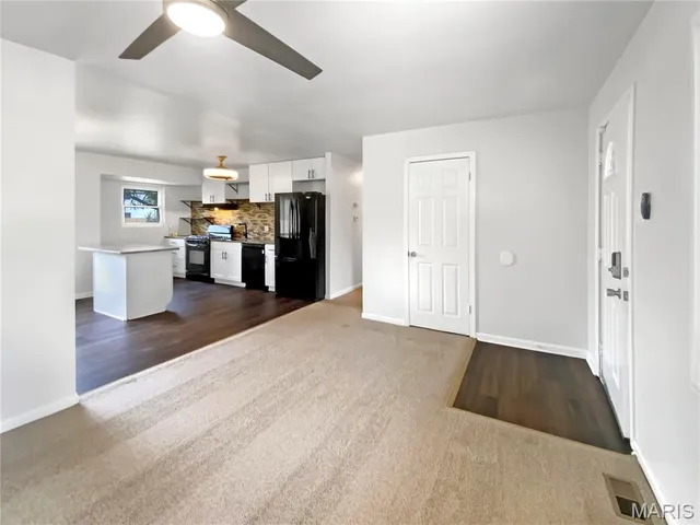 $196,000 | 2230 Glenoro Drive, Florissant, MO 63033