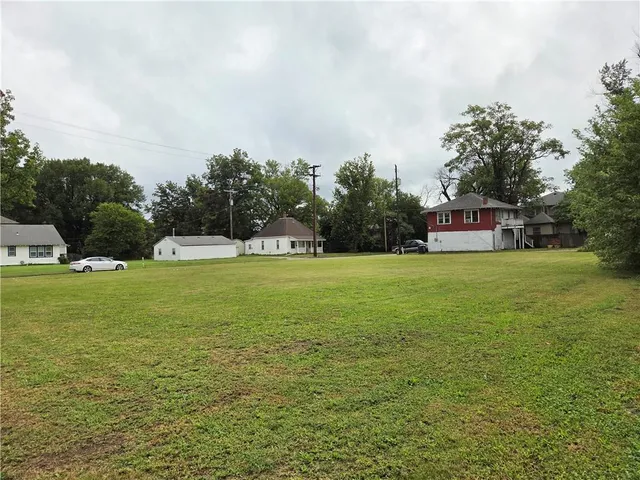 $15,000 | 905 West Main Street, Independence, KS 67301