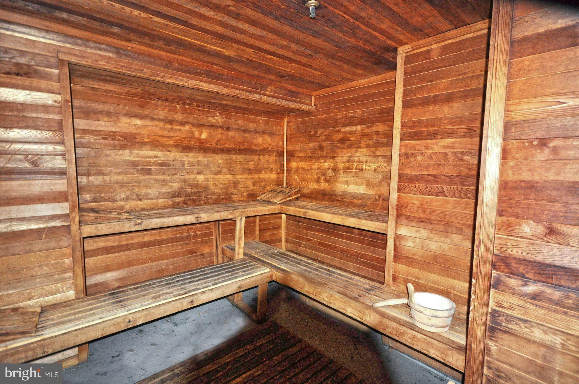 1530 Key Boulevard, Unit 929 Arlington, VA 22209 - Photo 17 of 31 Healthy Club Sauna