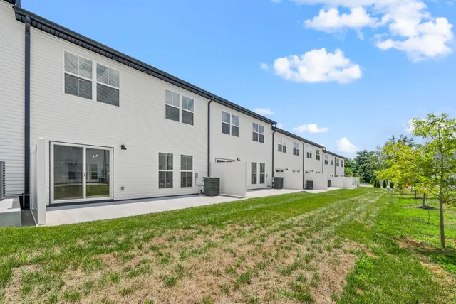 $336,000 | 166 Sango Drive, Unit BLDG 600 #50, Clarksville, TN 37043